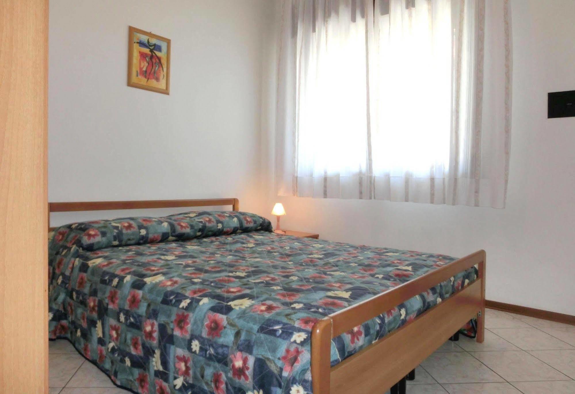 Ferienwohnung Viviana Lignano Sabbiadoro Exterior foto